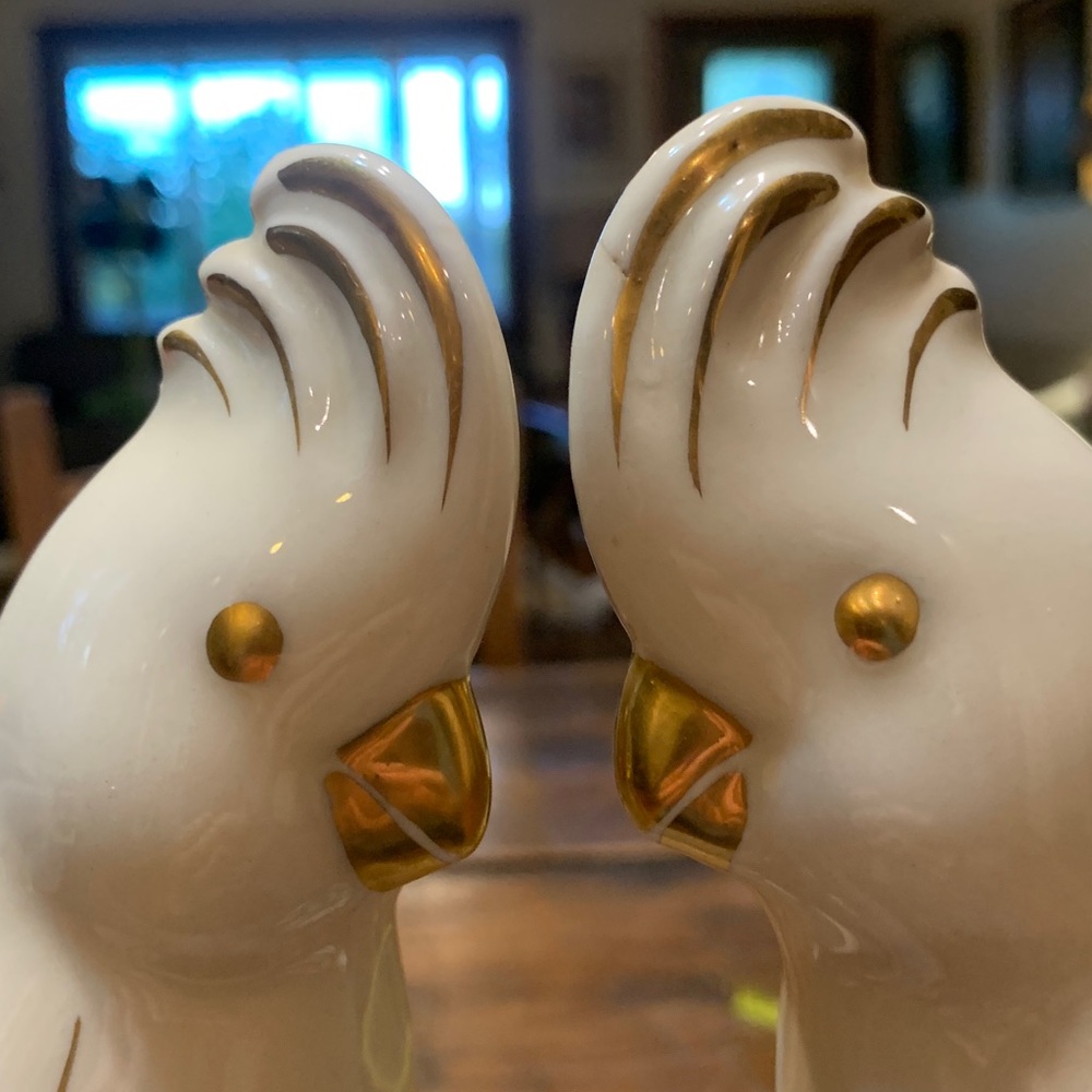 PAIR MIDCENTURY MODERN MCM PORCELAIN WHITE AND GOLD TRIM COCKATOO FIGURINES